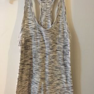 Lululemon small gray workout top
